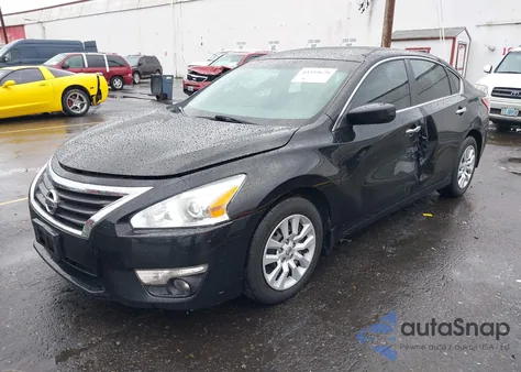 2013 Nissan Altima 2.5 S z USA, uszkodzony, nr VIN 1N4AL3AP6DN564260